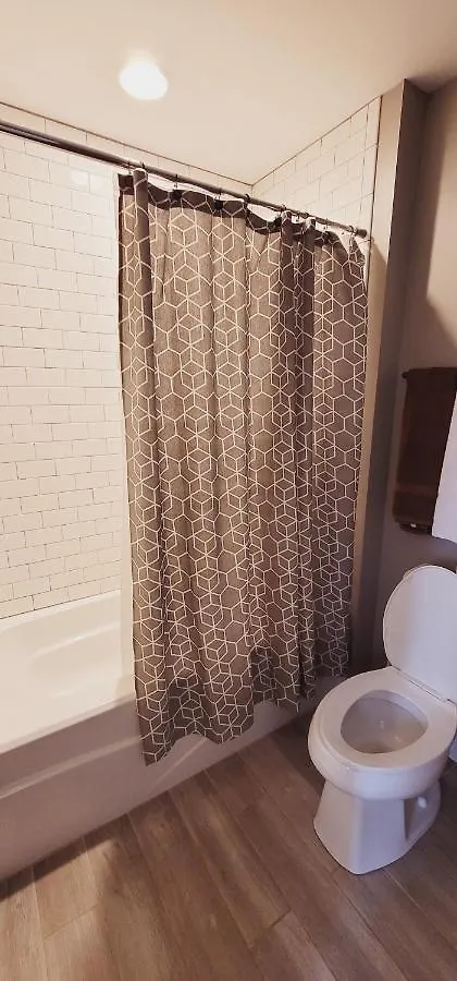 Spacious Deluxe House For You, Your Family And Friends Charlotte