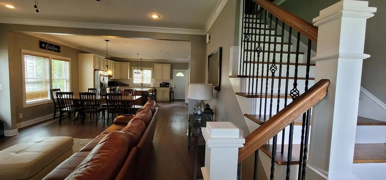Holiday home Spacious Deluxe House For You, Your Family And Friends Charlotte United States